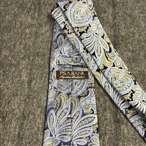Jos. A. Bank Blue and Gold Silk Tie - Picture 2 of 4